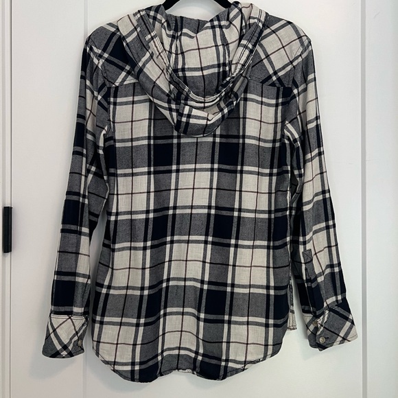 TNA Plaid Flannel with Hoodie - Picture 6 of 9